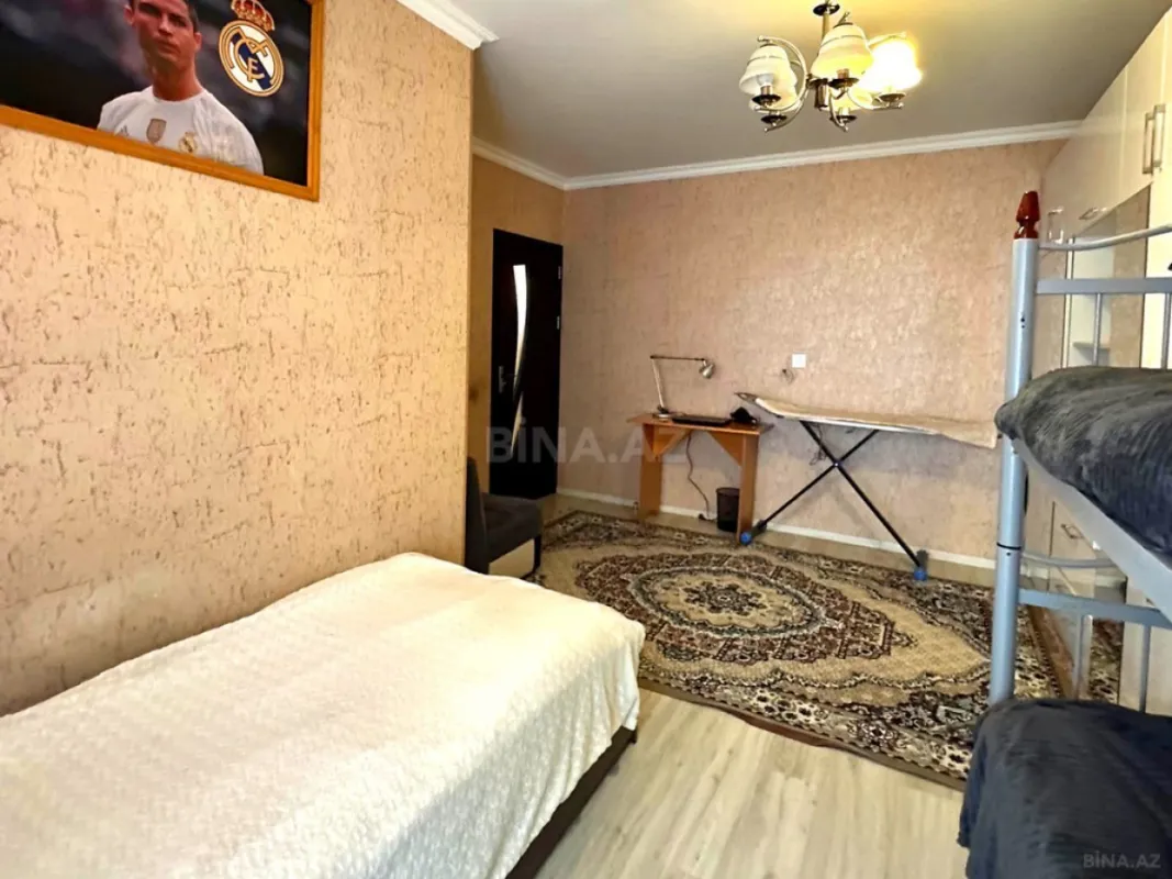 Satılır 4 otaqlı mənzil 95 m²