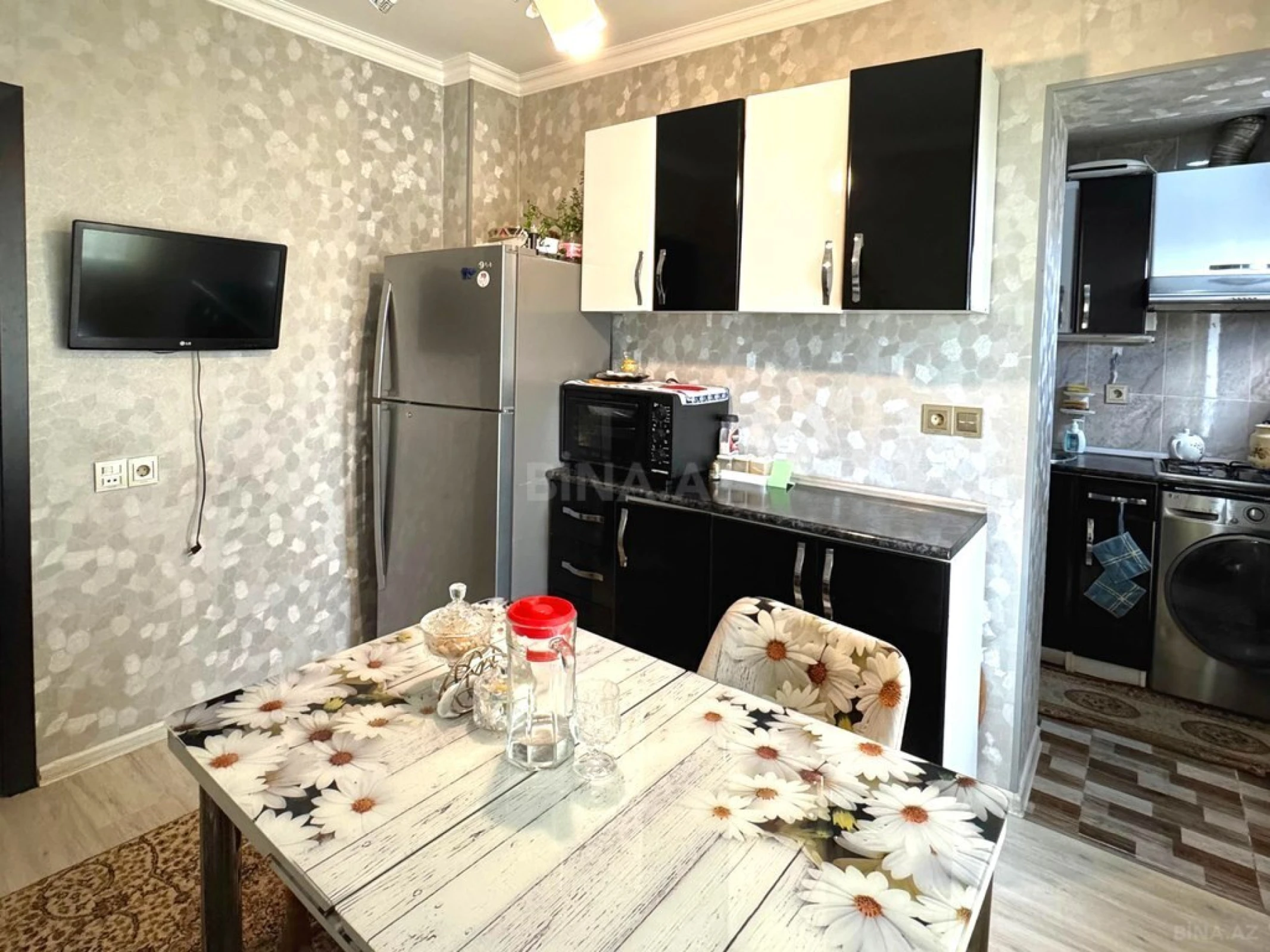 Satılır 4 otaqlı mənzil 95 m²