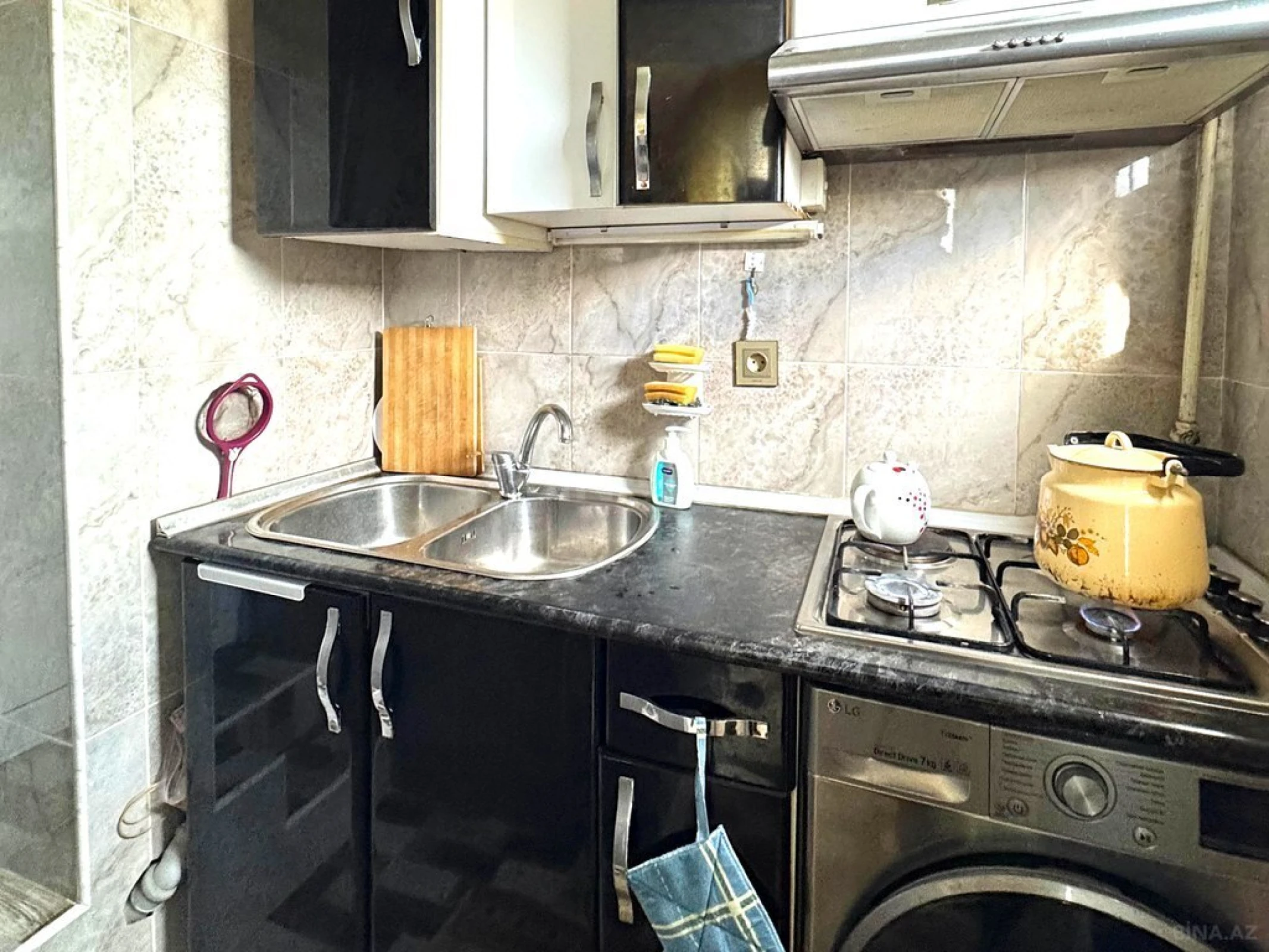 Satılır 4 otaqlı mənzil 95 m²