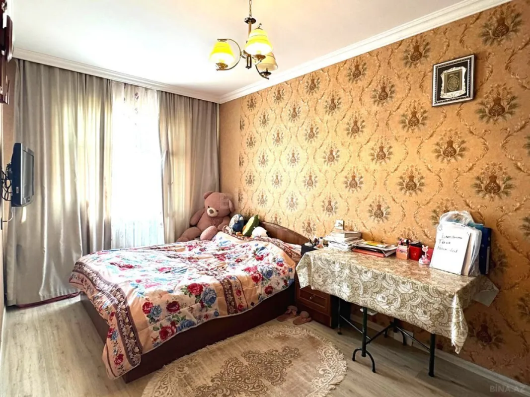 Satılır 4 otaqlı mənzil 95 m²
