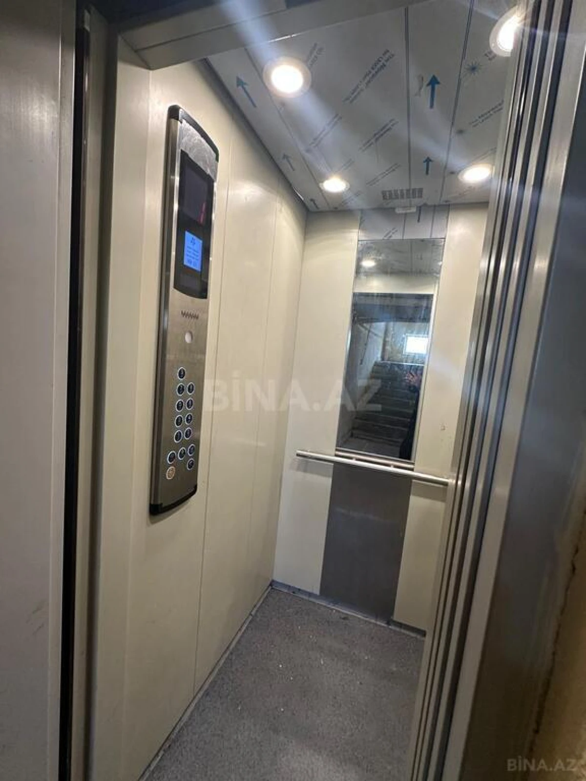 Satılır 4 otaqlı mənzil 95 m²