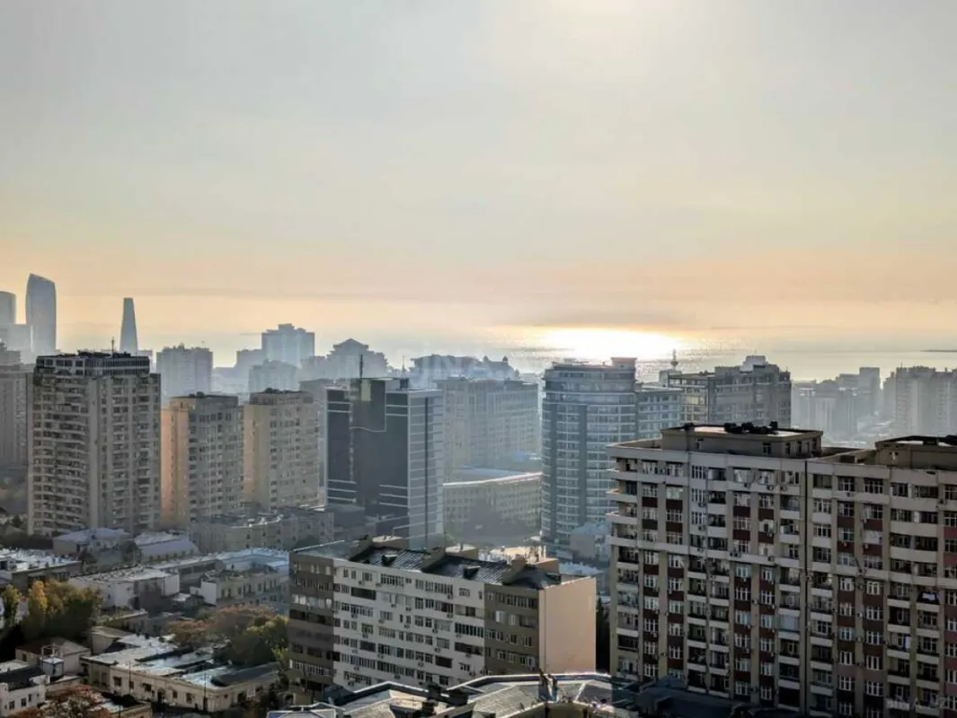 Kirayə verilir 3 otaqlı mənzil 120 m²