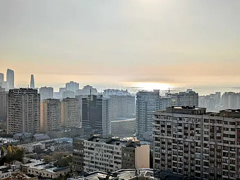 Kirayə verilir 3 otaqlı mənzil 120 m²