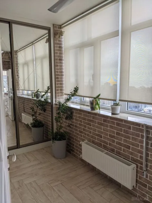 Kirayə verilir 3 otaqlı mənzil 120 m²