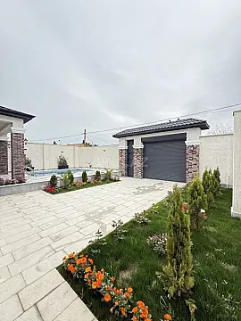 Satılır 4 otaqlı həyət evi 150 m²