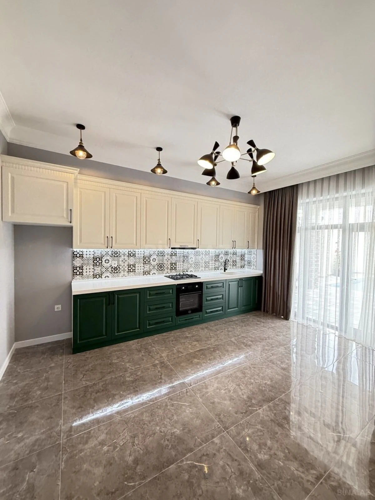 Satılır 4 otaqlı həyət evi 150 m²