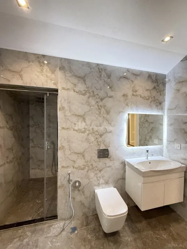 Satılır 4 otaqlı həyət evi 150 m²