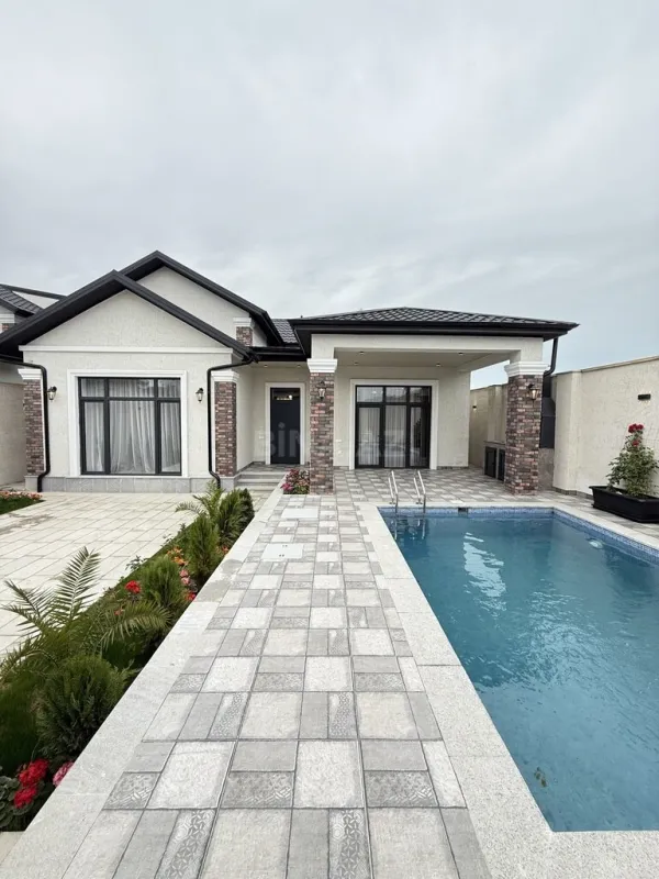 Satılır 4 otaqlı həyət evi 150 m²