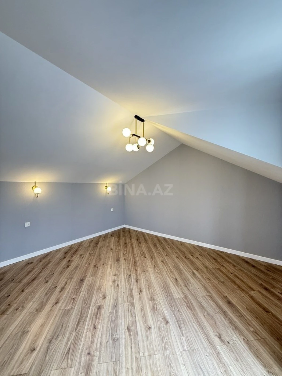 Satılır 4 otaqlı həyət evi 150 m²