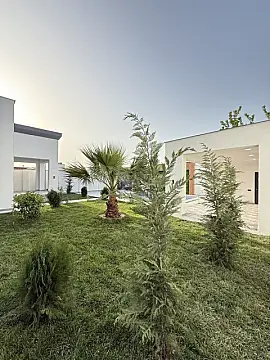 Satılır 4 otaqlı həyət evi 180 m²