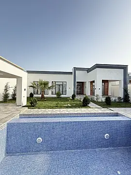 Satılır 4 otaqlı həyət evi 180 m²