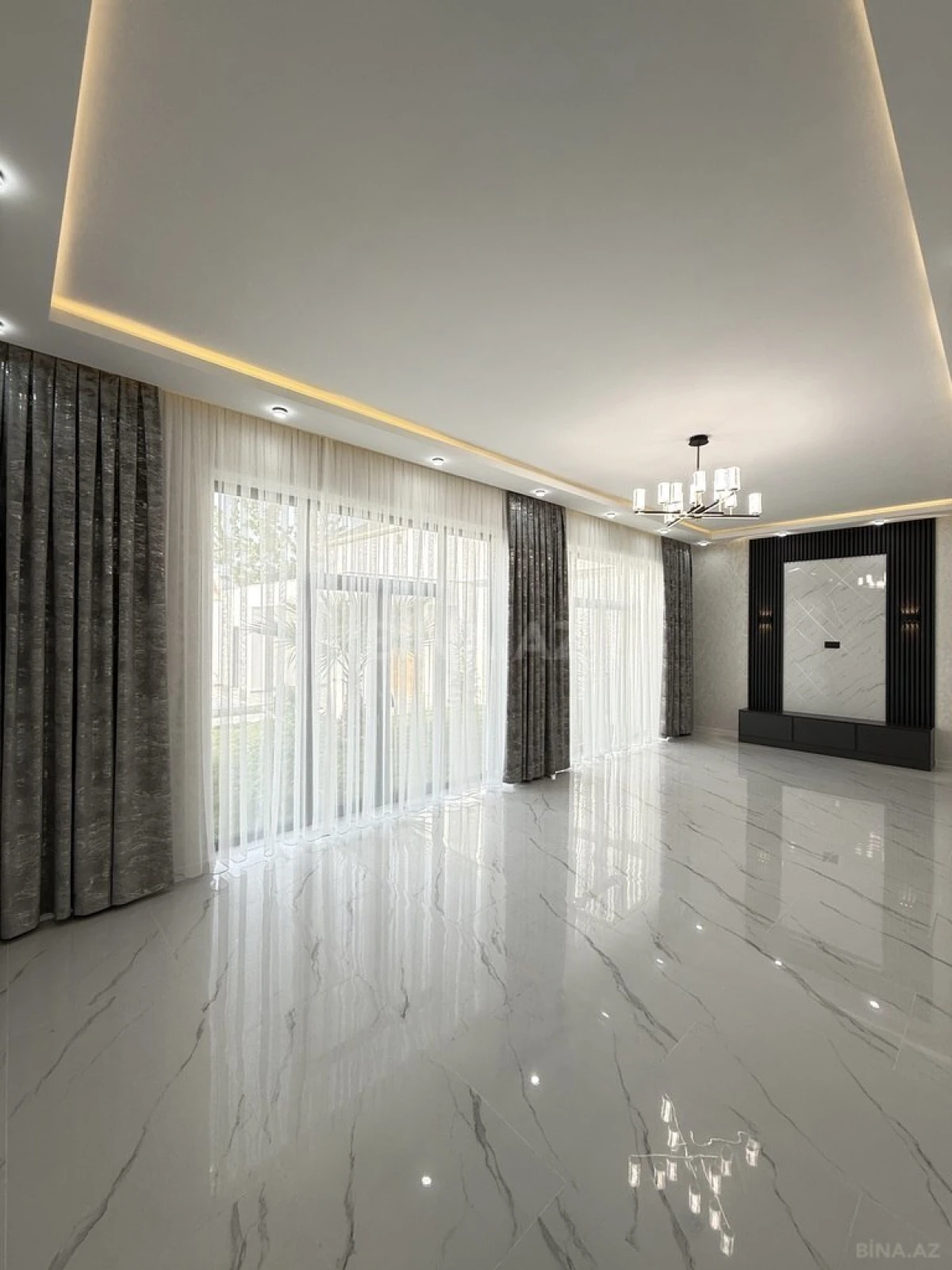 Satılır 4 otaqlı həyət evi 180 m²