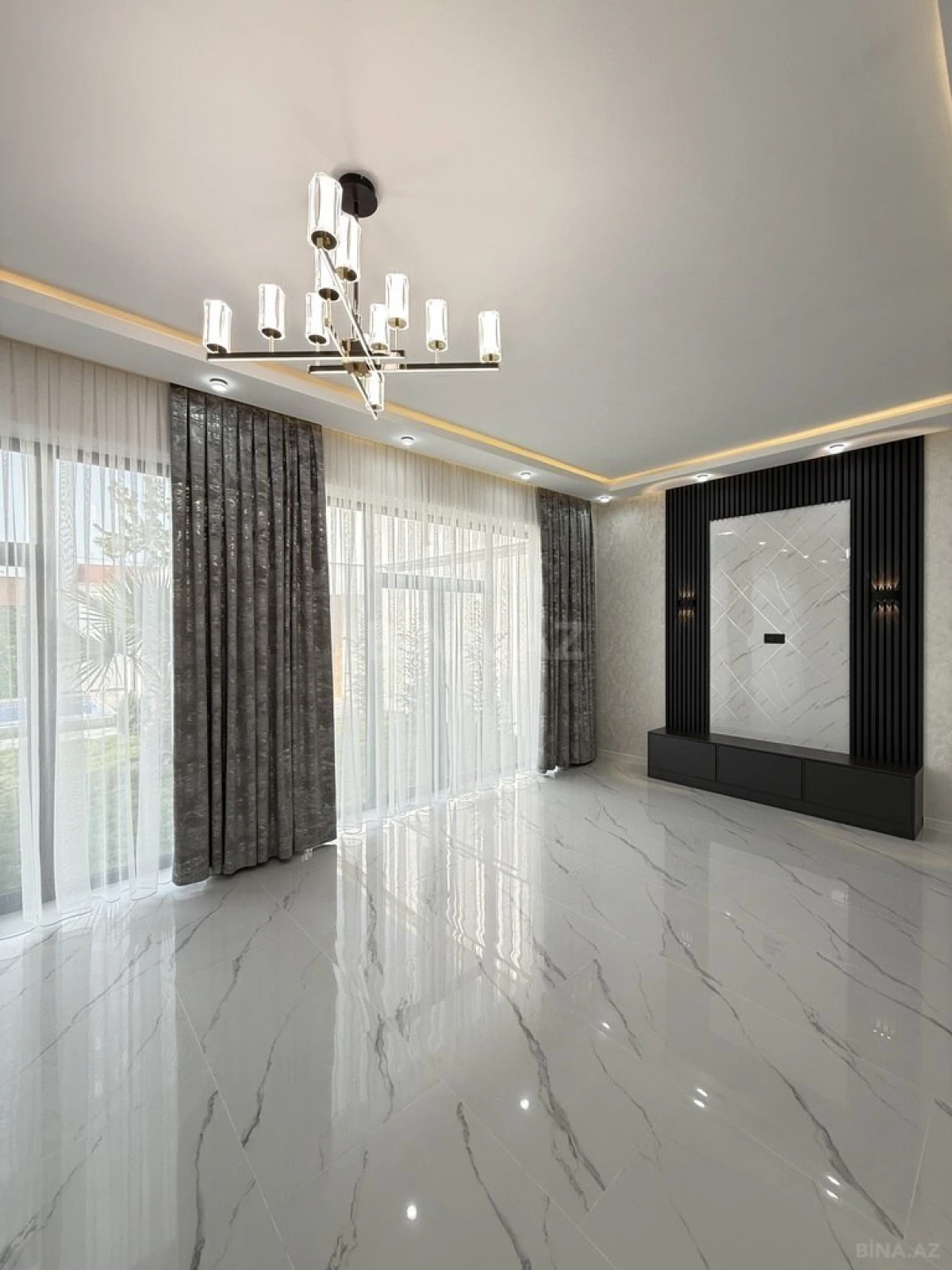 Satılır 4 otaqlı həyət evi 180 m²