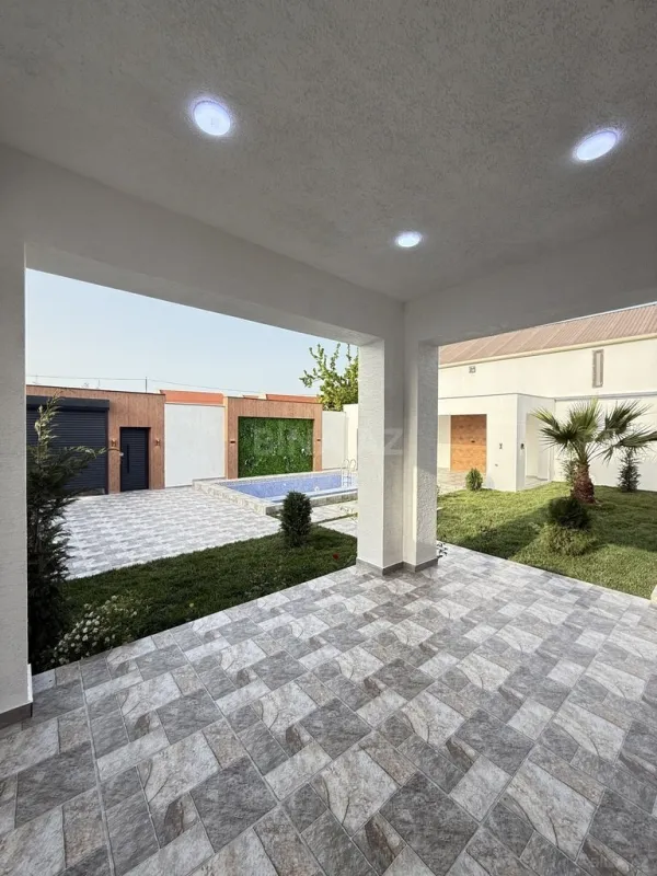 Satılır 4 otaqlı həyət evi 180 m²