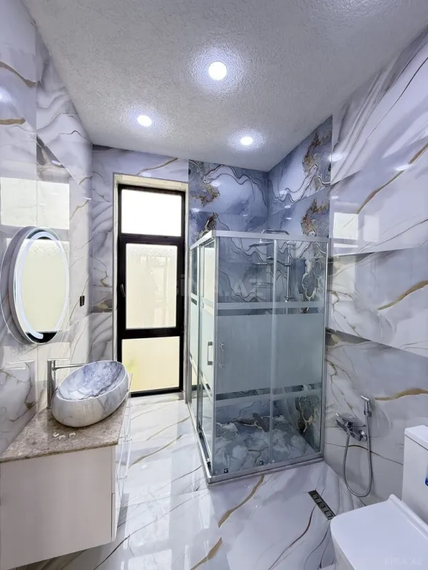 Satılır 4 otaqlı həyət evi 180 m²