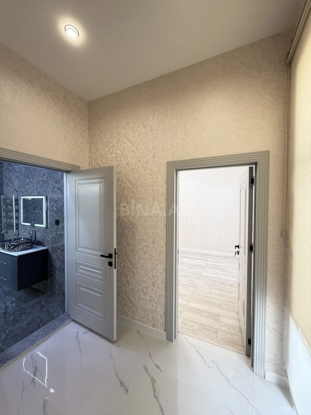 Satılır 4 otaqlı həyət evi 180 m²