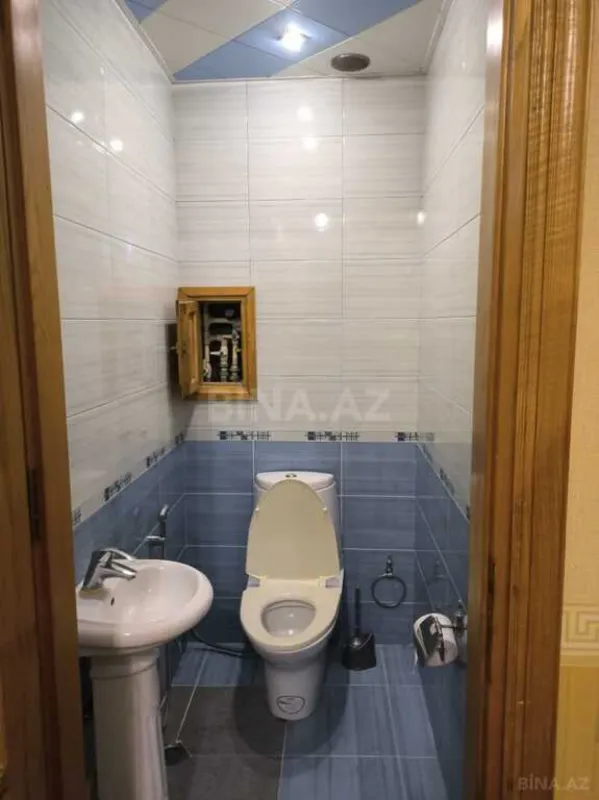 Satılır 4 otaqlı mənzil 157 m²