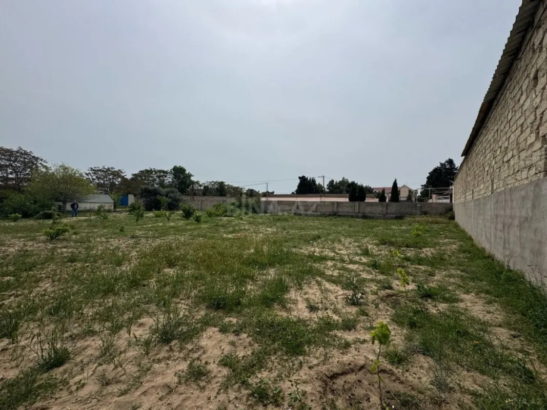 Satılır torpaq sahəsi 12 m²