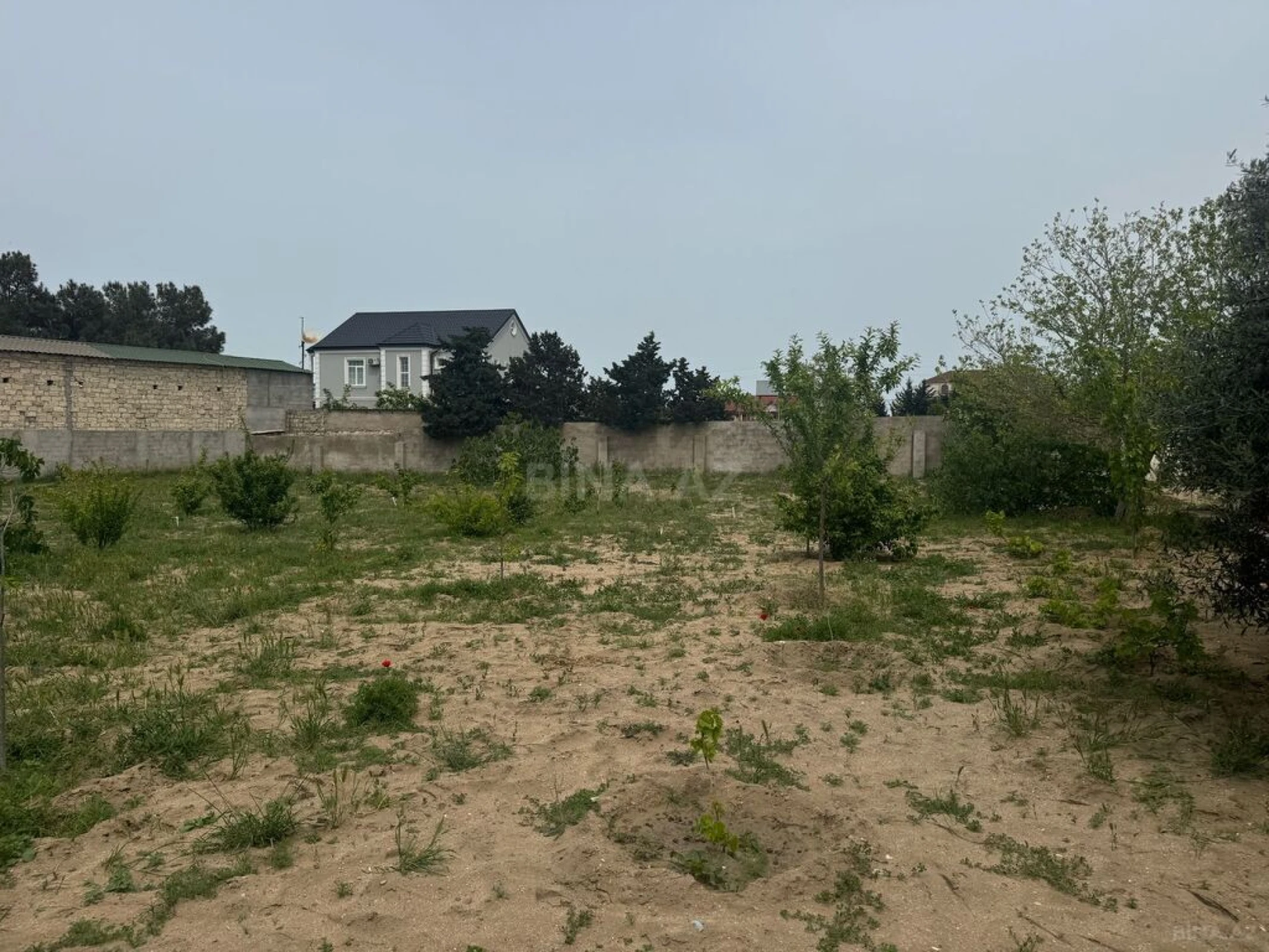 Satılır torpaq sahəsi 12 m²