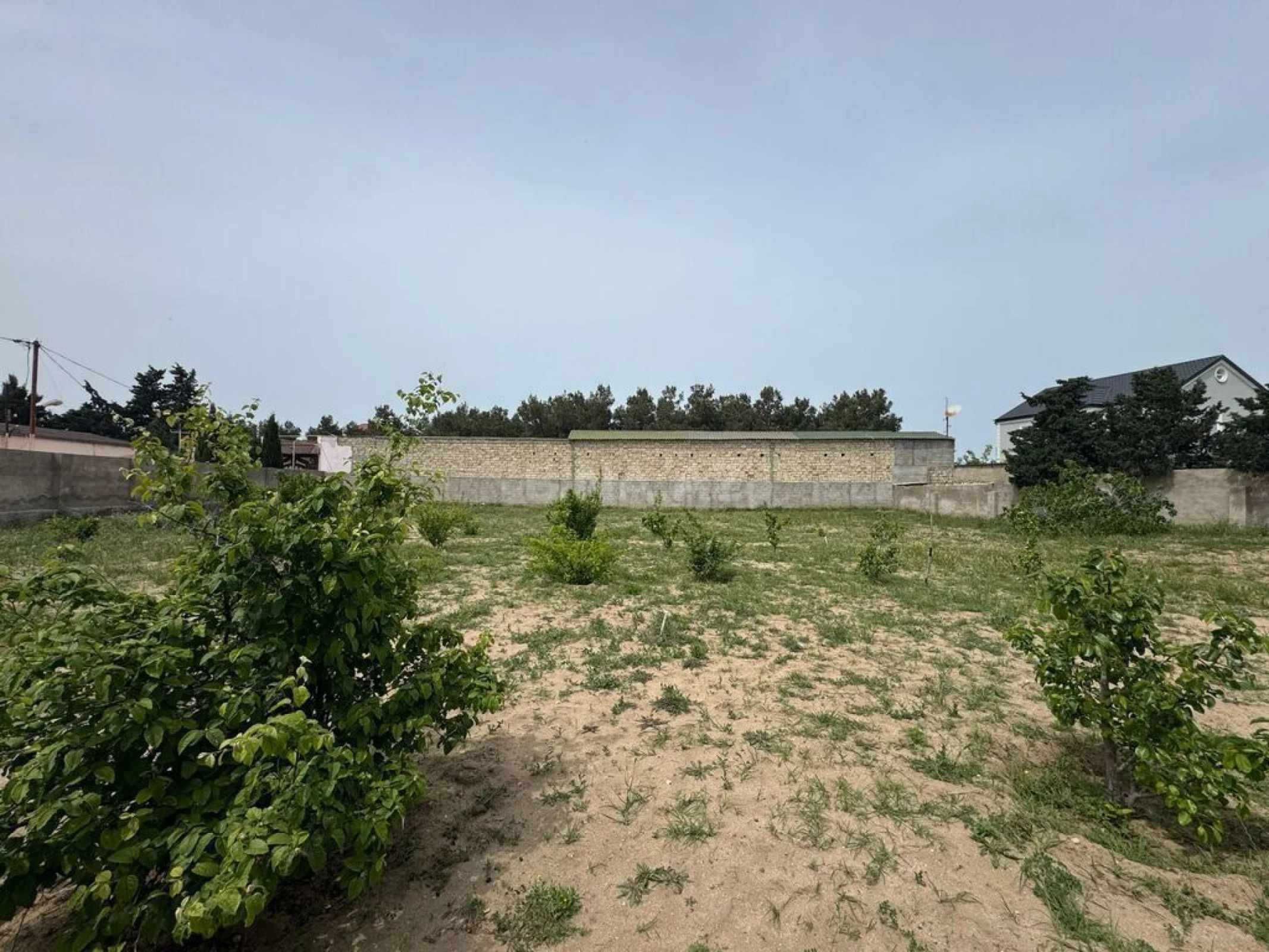 Satılır torpaq sahəsi 12 m²