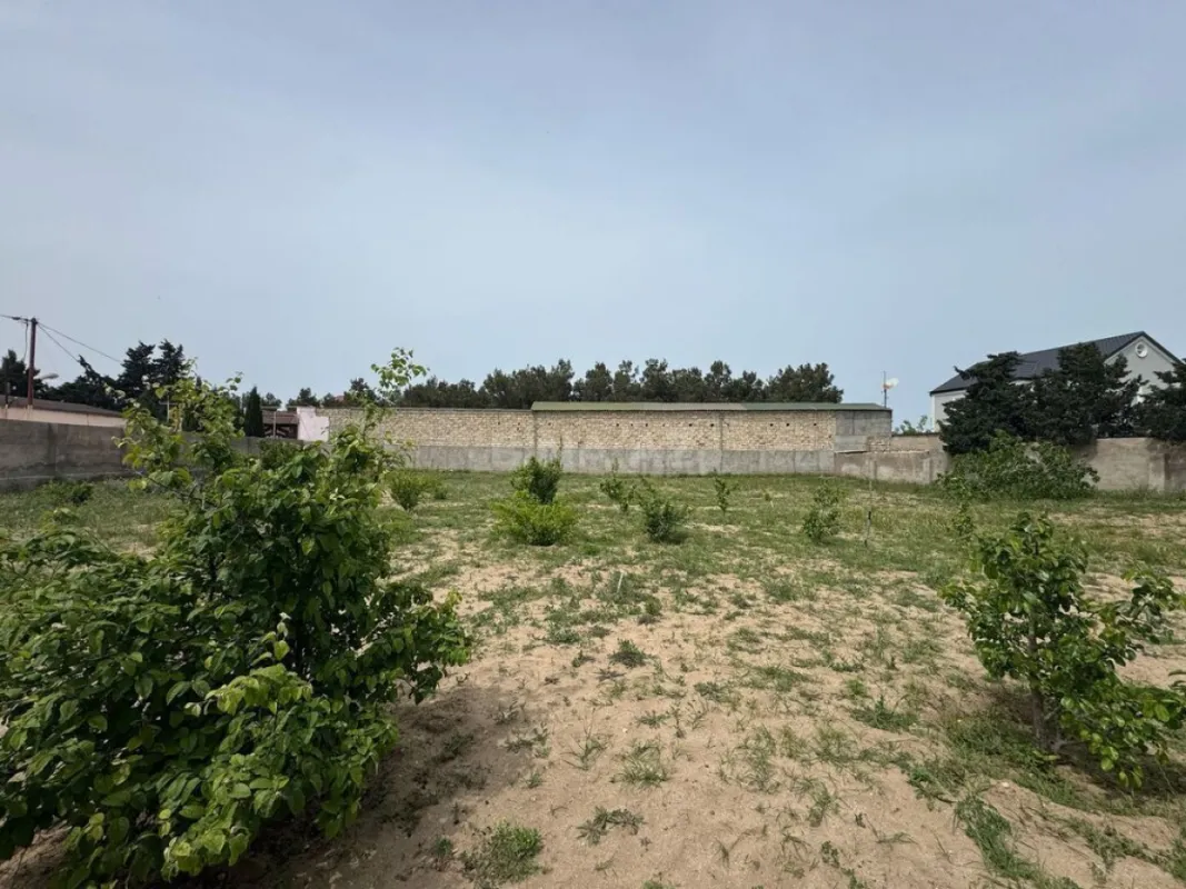 Satılır torpaq sahəsi 12 m²