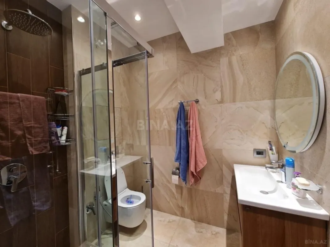 Kirayə verilir 2 otaqlı mənzil 78 m²