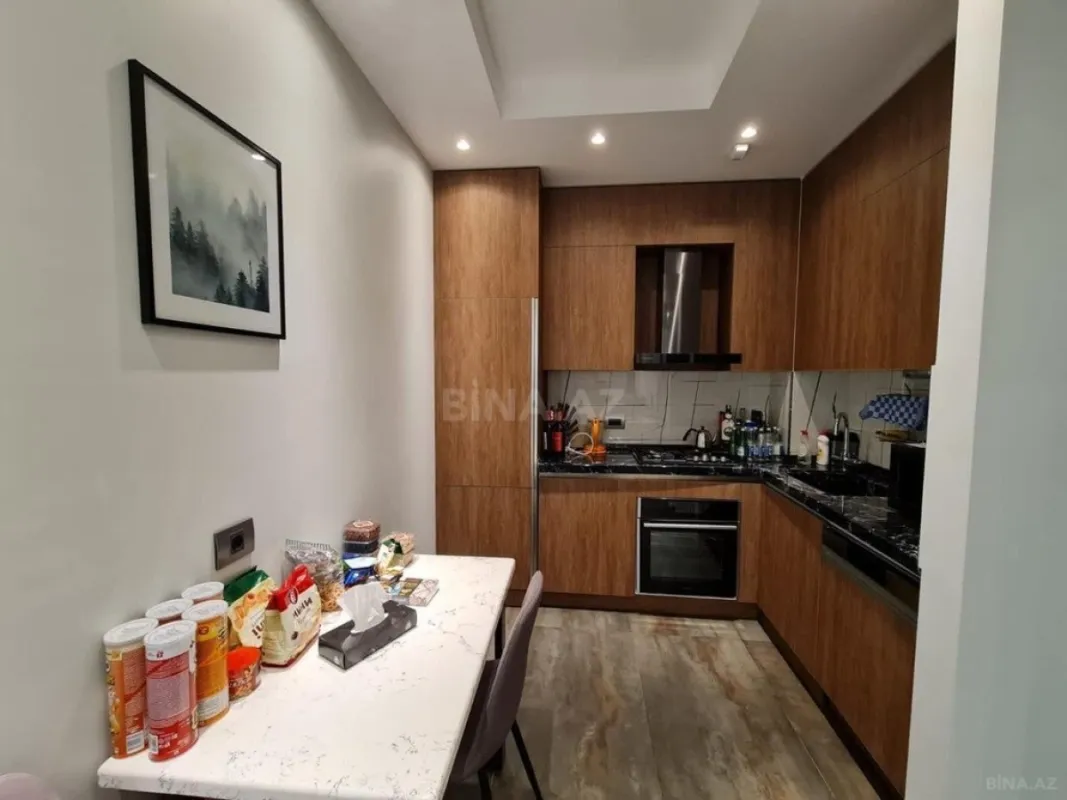 Kirayə verilir 2 otaqlı mənzil 78 m²