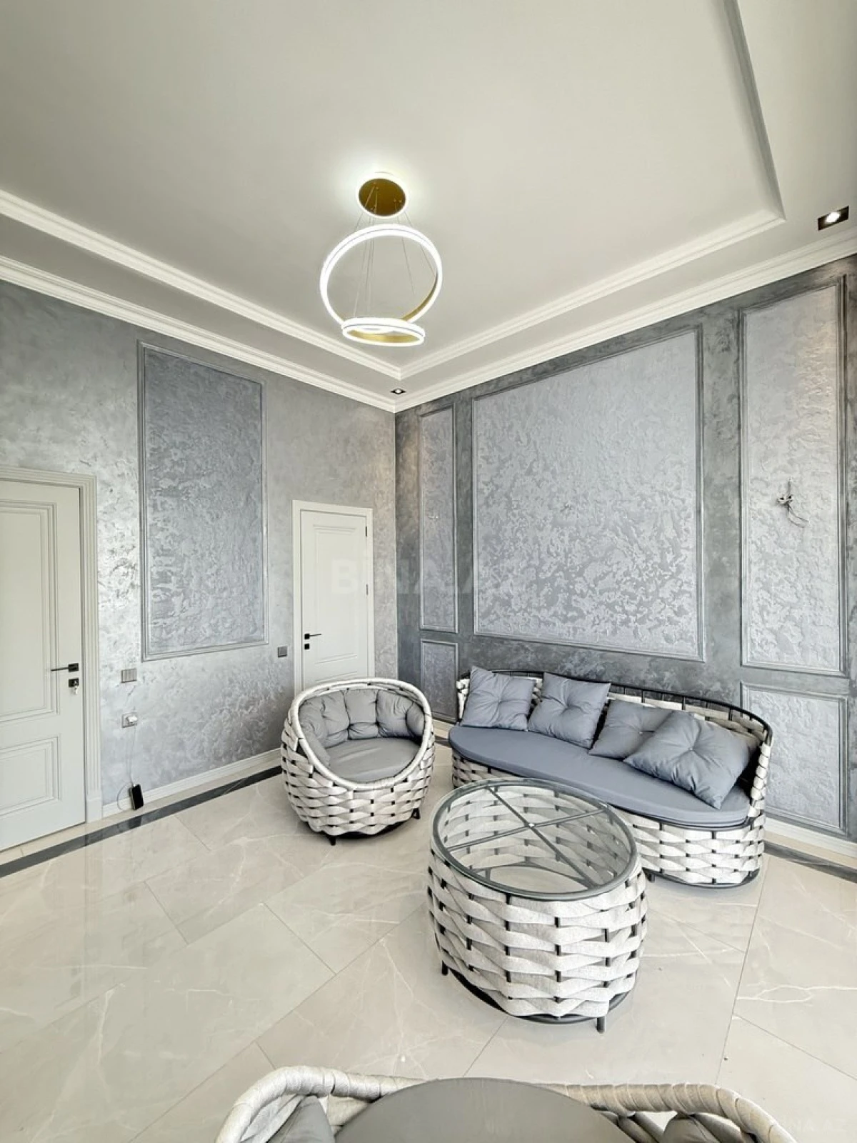 Satılır 4 otaqlı həyət evi 165 m²