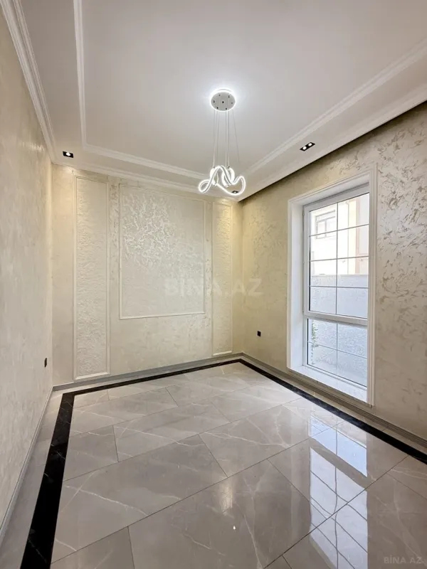 Satılır 4 otaqlı həyət evi 165 m²