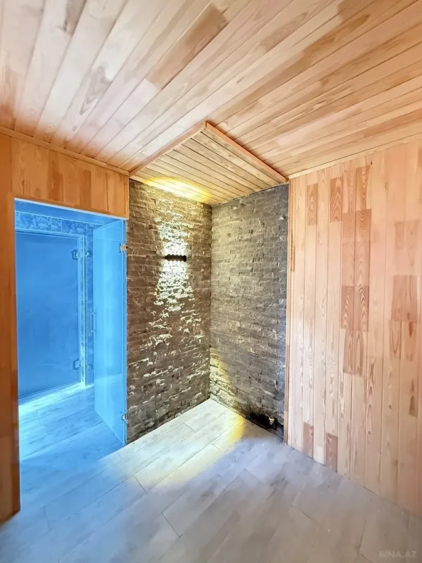 Satılır 4 otaqlı həyət evi 165 m²