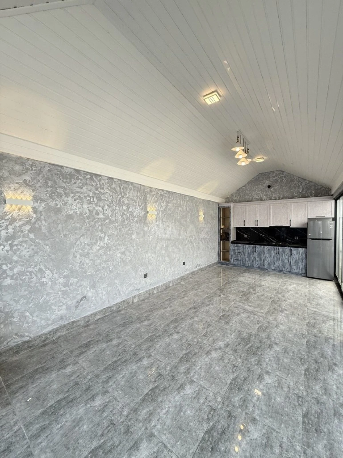 Satılır 4 otaqlı həyət evi 165 m²