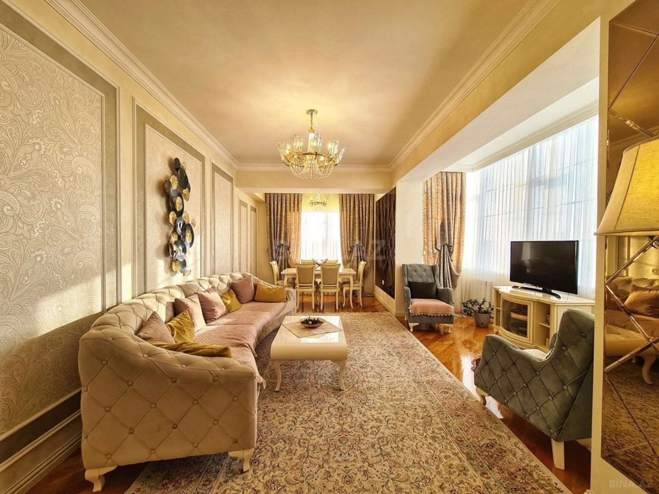 Satılır 4 otaqlı mənzil 170 m²