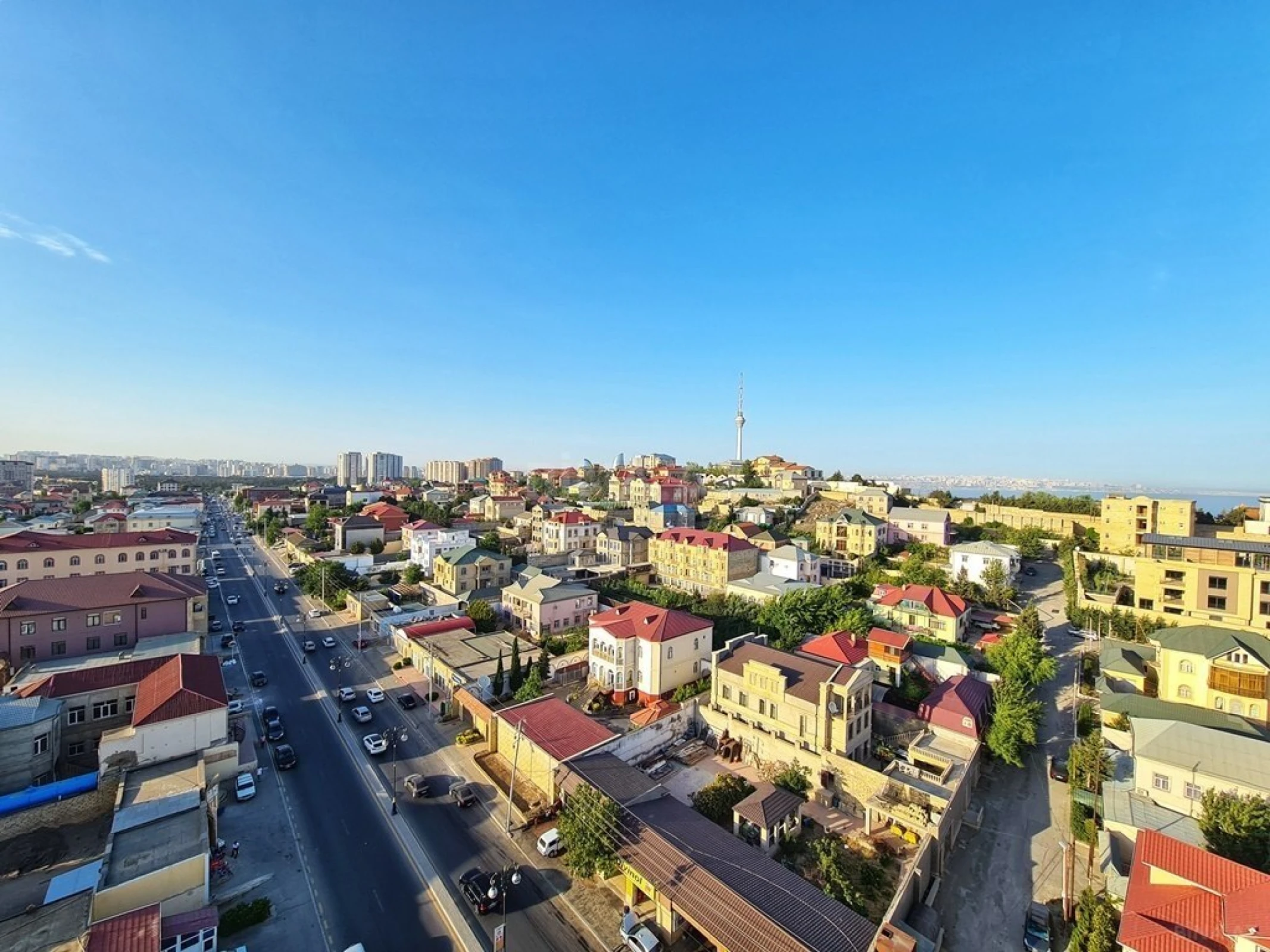 Satılır 4 otaqlı mənzil 170 m²