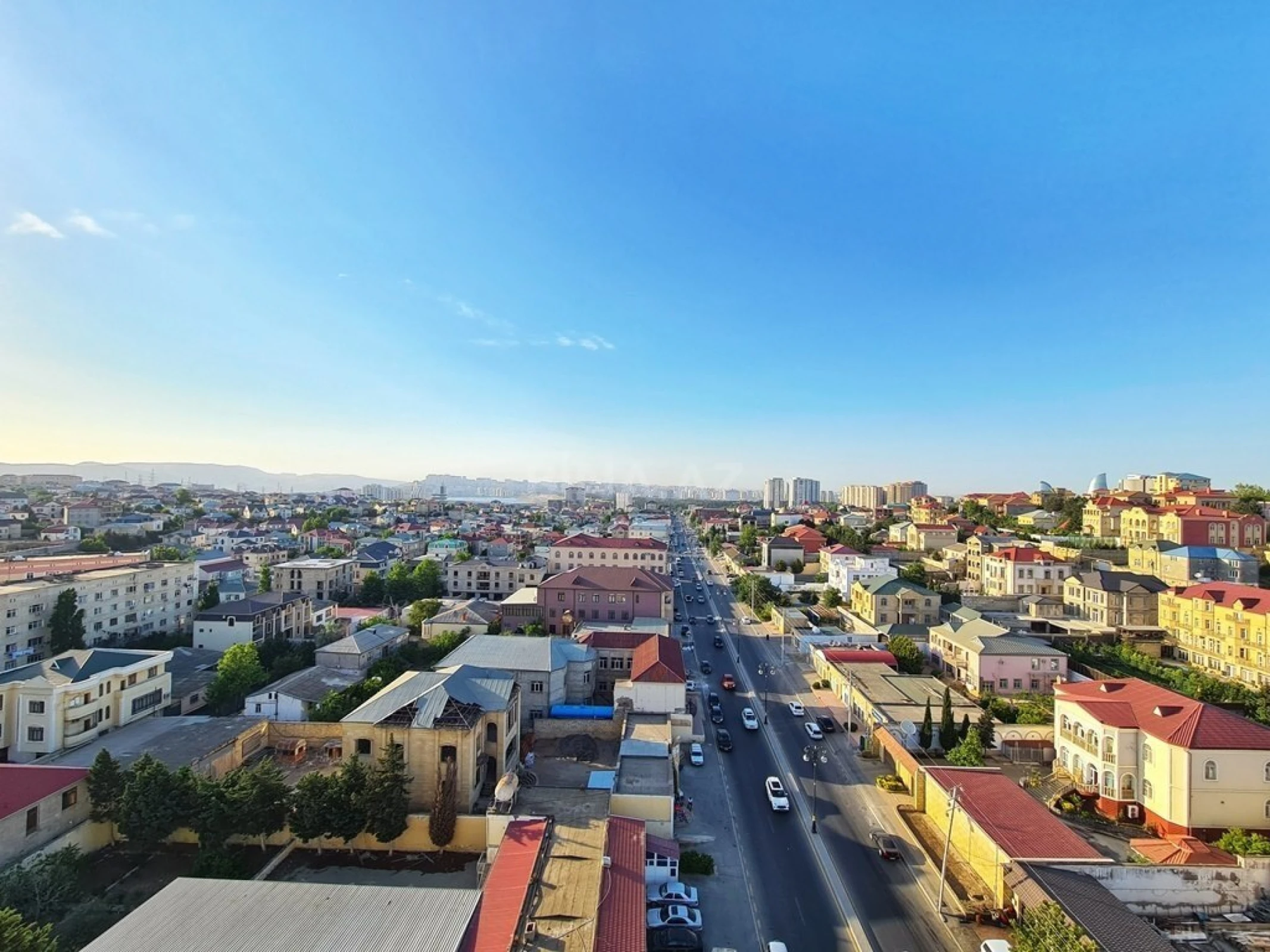 Satılır 4 otaqlı mənzil 170 m²