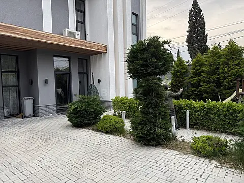Kirayə verilir 5 otaqlı həyət evi 350 m²
