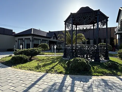 Kirayə verilir 6 otaqlı həyət evi 560 m²