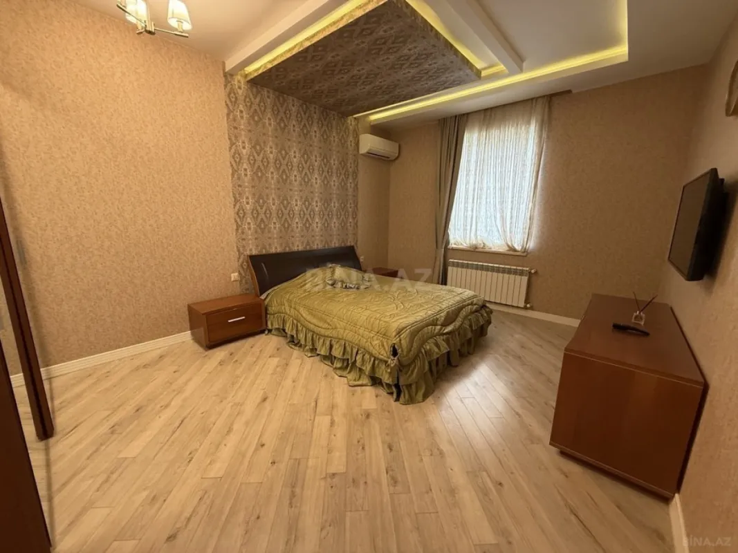 Kirayə verilir 6 otaqlı həyət evi 560 m²