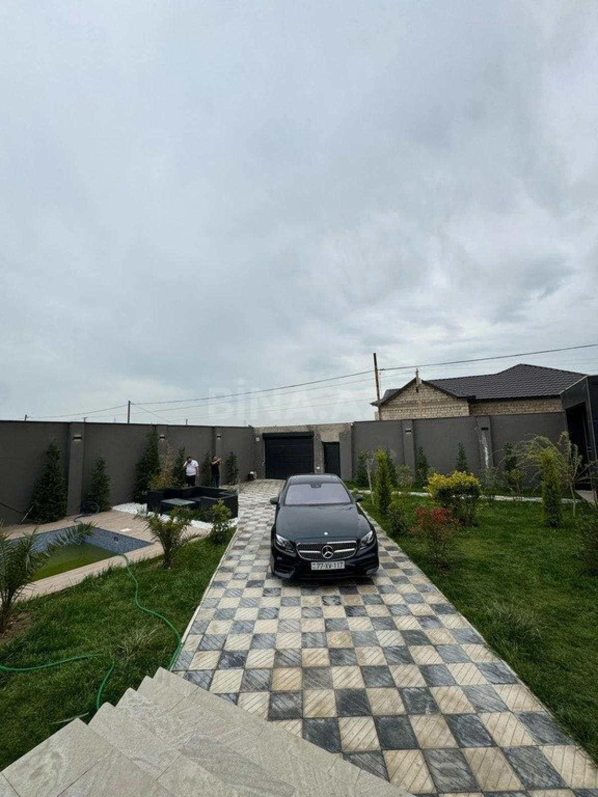 Kirayə verilir 5 otaqlı həyət evi 350 m²
