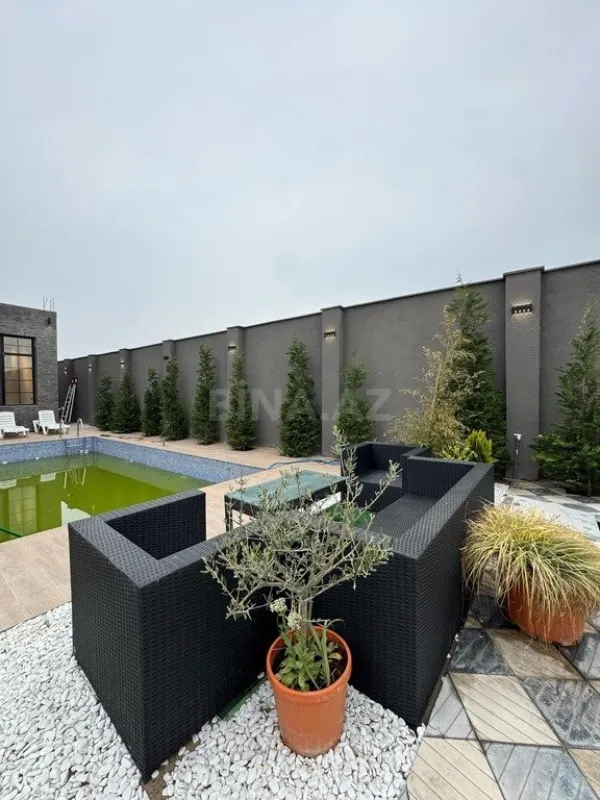 Kirayə verilir 5 otaqlı həyət evi 350 m²