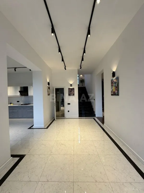 Kirayə verilir 5 otaqlı həyət evi 350 m²