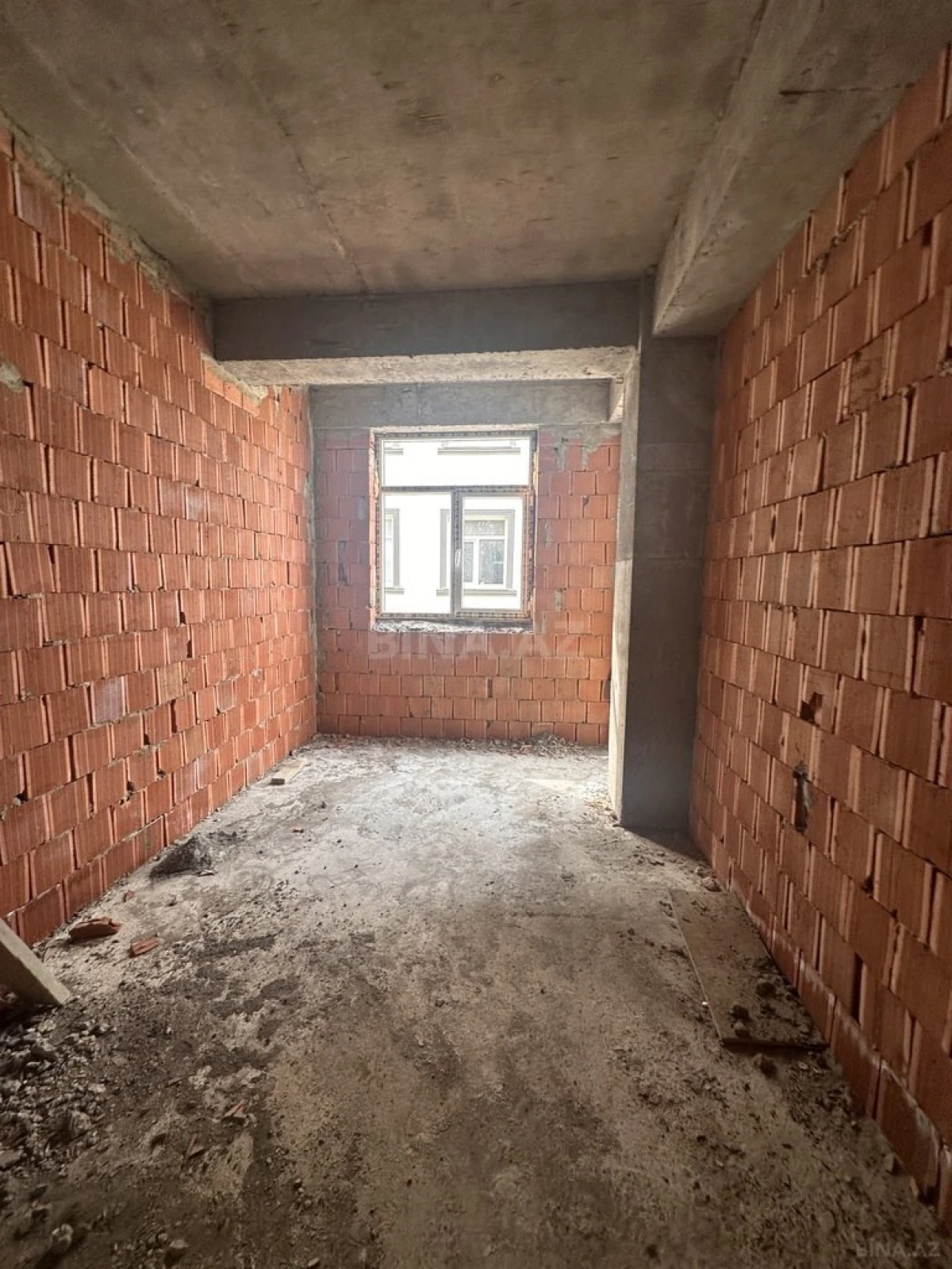 Satılır 1 otaqlı mənzil 54 m²