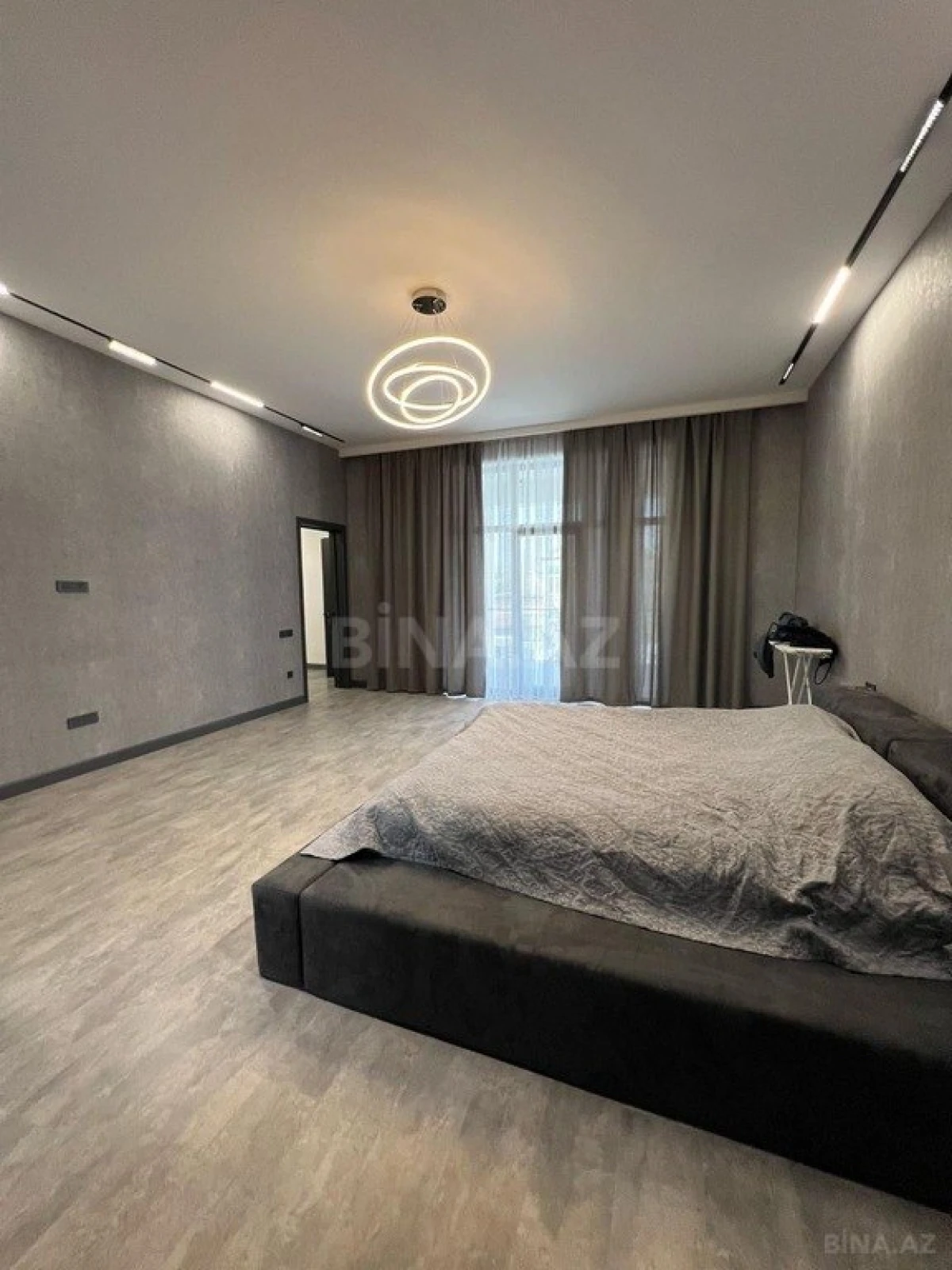 Kirayə verilir 5 otaqlı həyət evi 400 m²