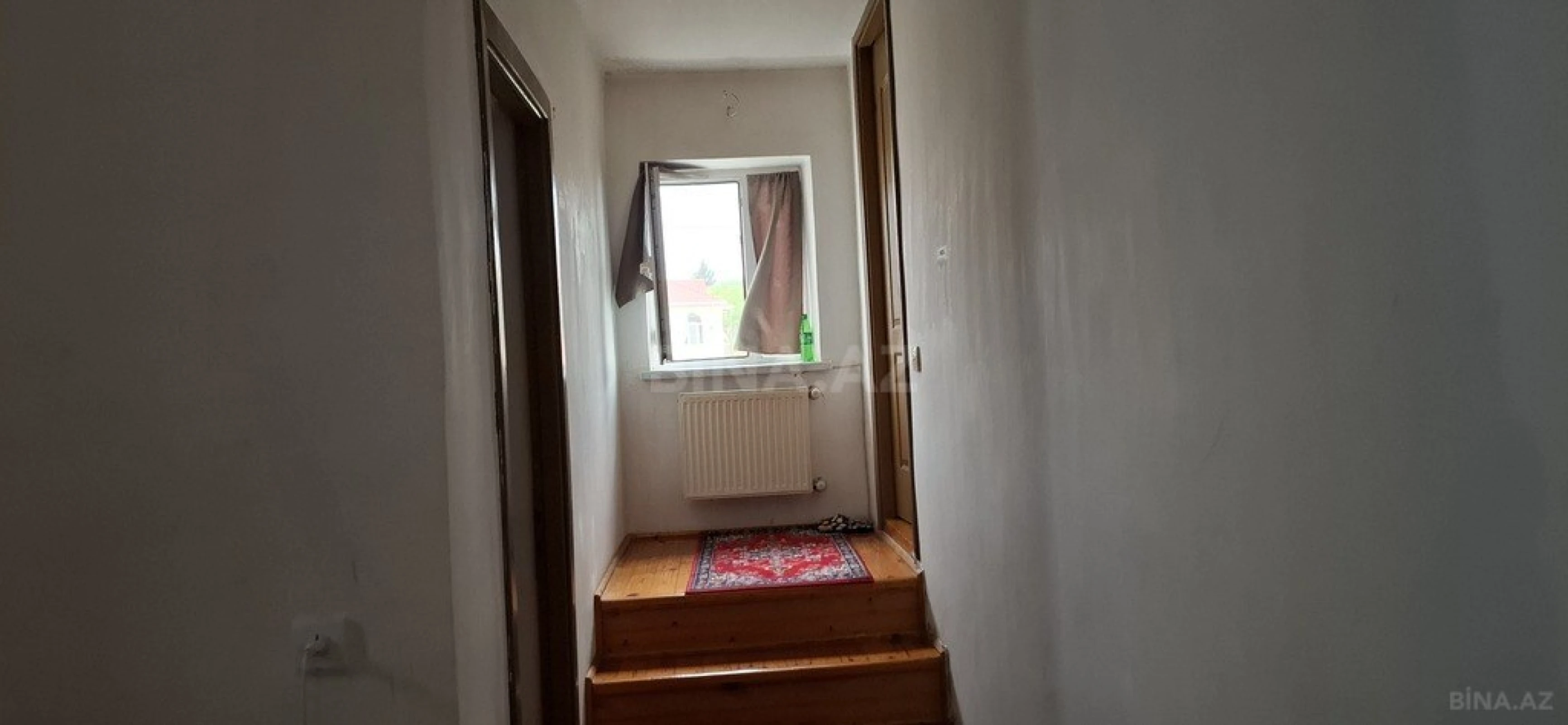 Satılır 6 otaqlı həyət evi 120 m²