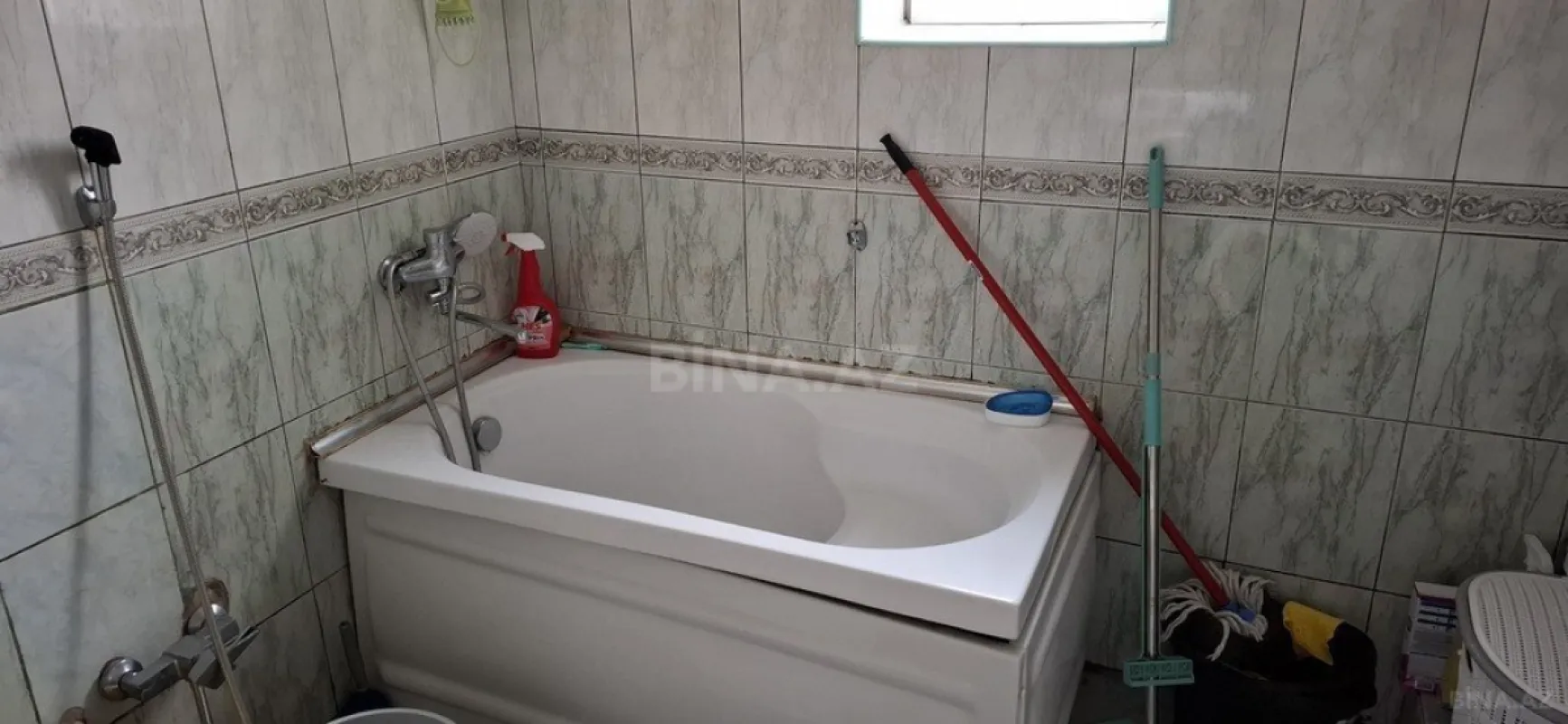 Satılır 6 otaqlı həyət evi 120 m²