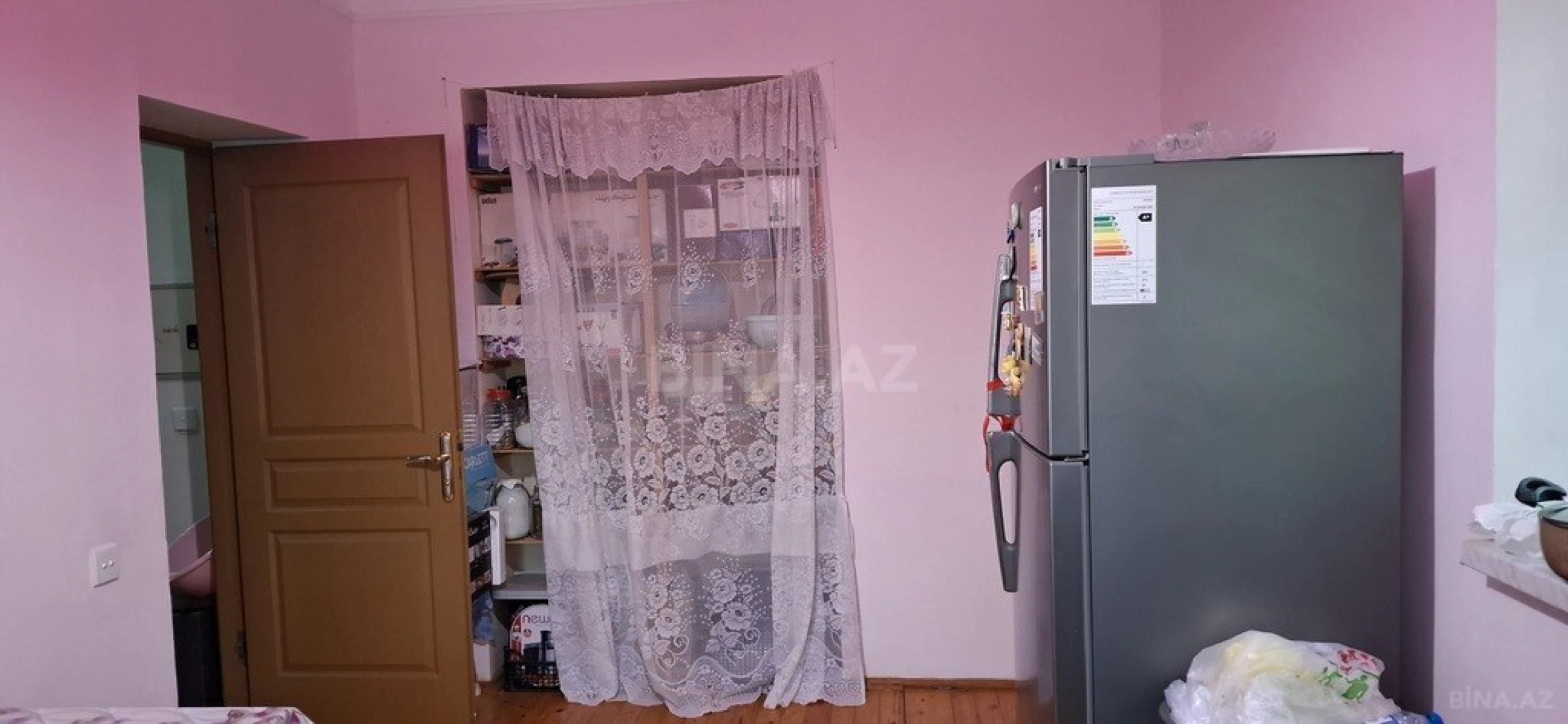 Satılır 6 otaqlı həyət evi 120 m²