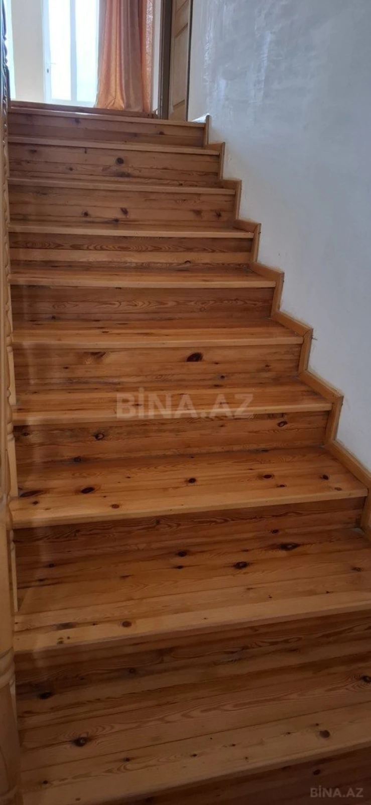 Satılır 6 otaqlı həyət evi 120 m²