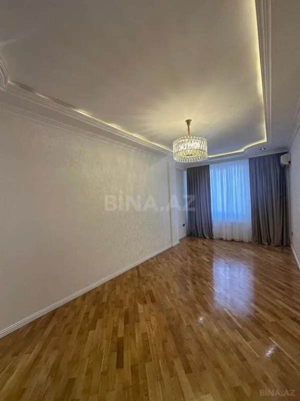 Satılır 3 otaqlı mənzil 88 m²