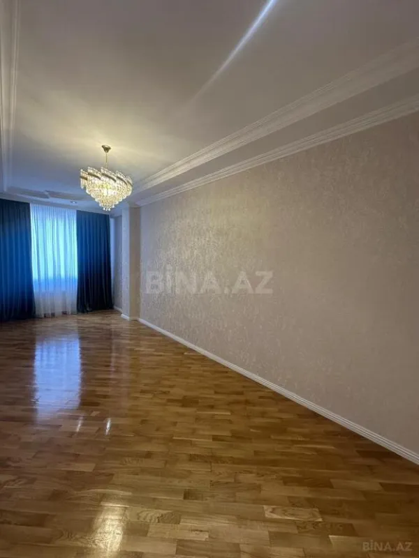Satılır 3 otaqlı mənzil 88 m²