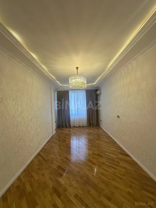 Satılır 3 otaqlı mənzil 88 m²
