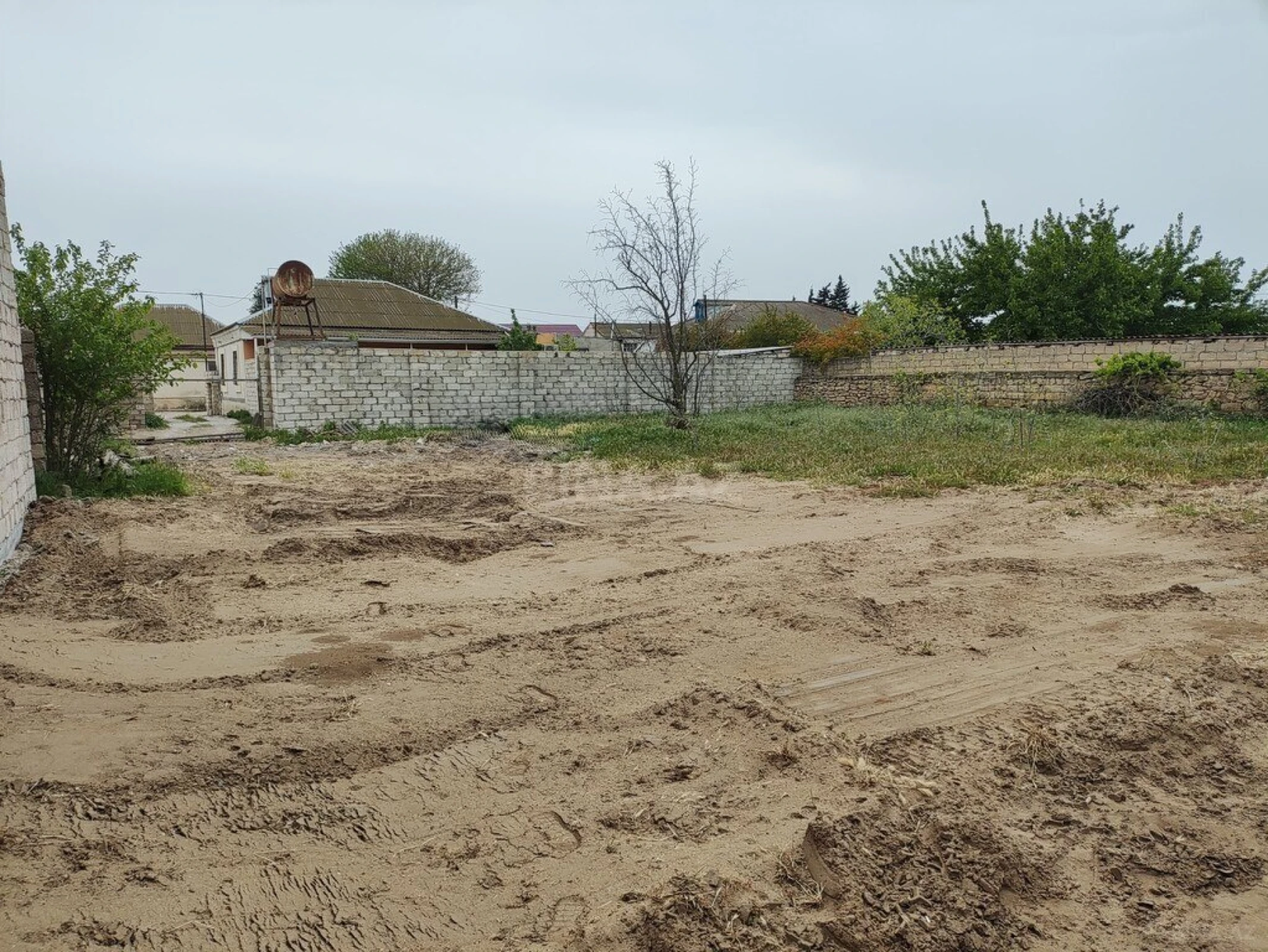 Satılır torpaq sahəsi 6 m²